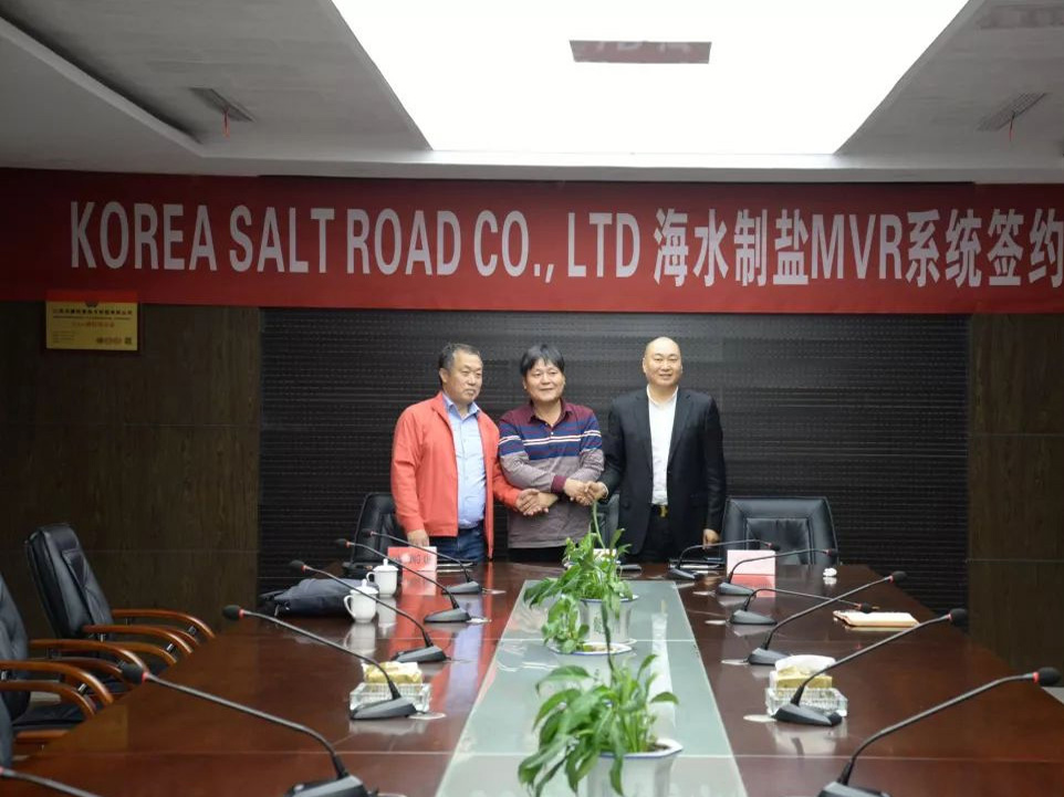 产品与市场同步，管理与      接轨